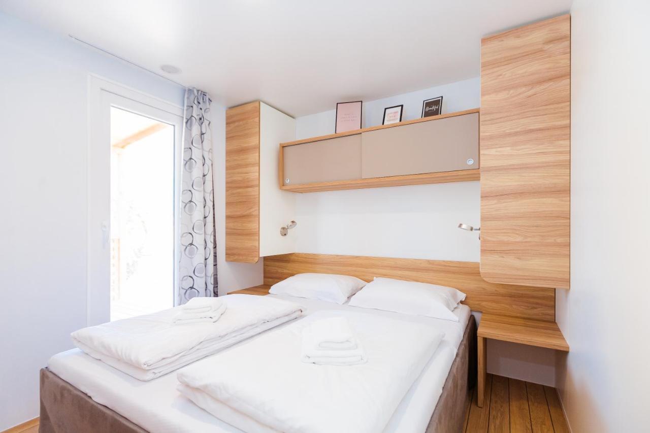 Premium Mobile Homes Istria - Camping Lanterna Porec - Luxury Mobilhome Εξωτερικό φωτογραφία