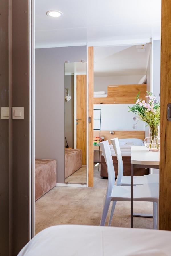 Premium Mobile Homes Istria - Camping Lanterna Porec - Luxury Mobilhome Εξωτερικό φωτογραφία