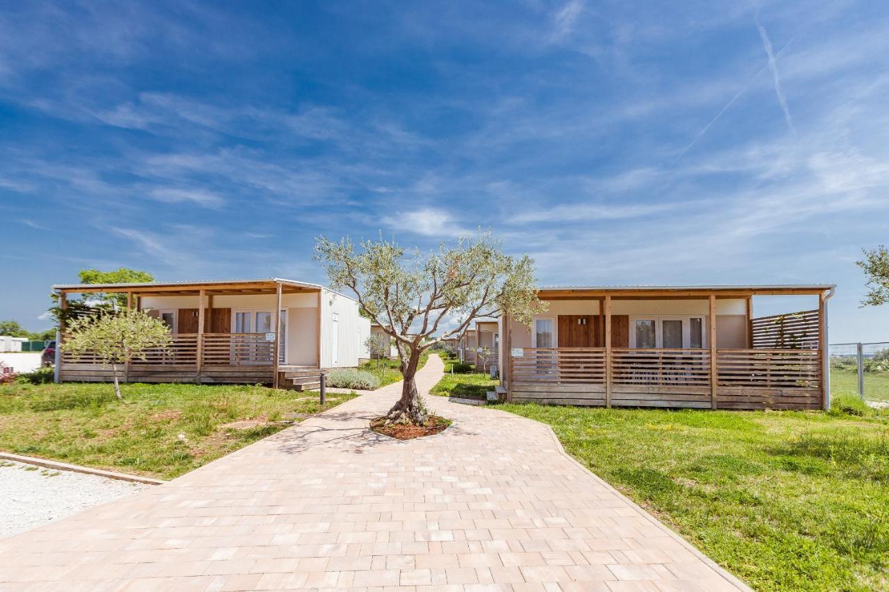 Premium Mobile Homes Istria - Camping Lanterna Porec - Luxury Mobilhome Εξωτερικό φωτογραφία